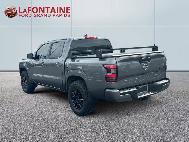Used 2023 Nissan Frontier SV w/ Midnight Edition Package AWD/4WD image 5