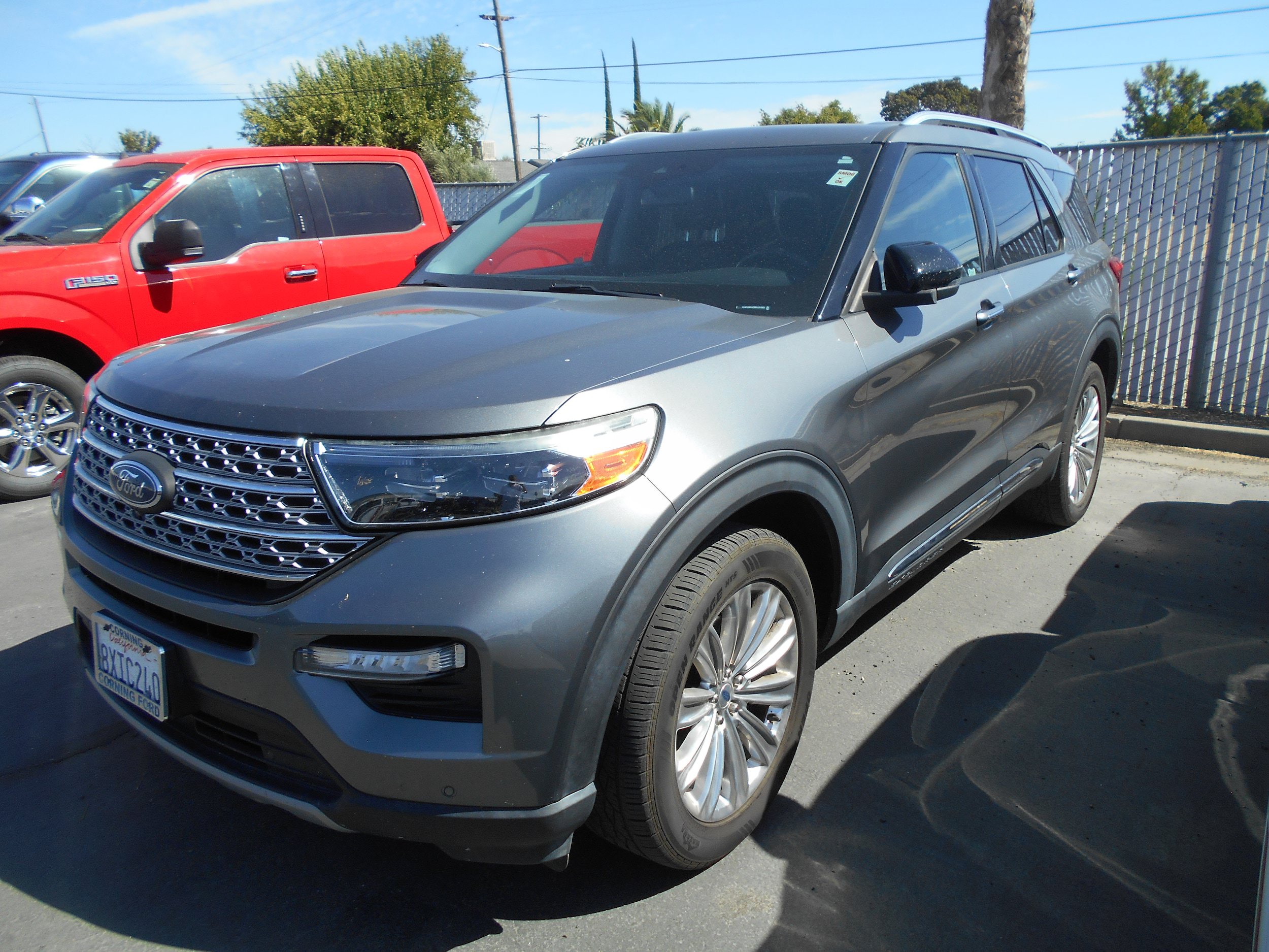 Certified 2021 Ford Explorer Limited w/ Equipment Group 301A AWD/4WD image 1