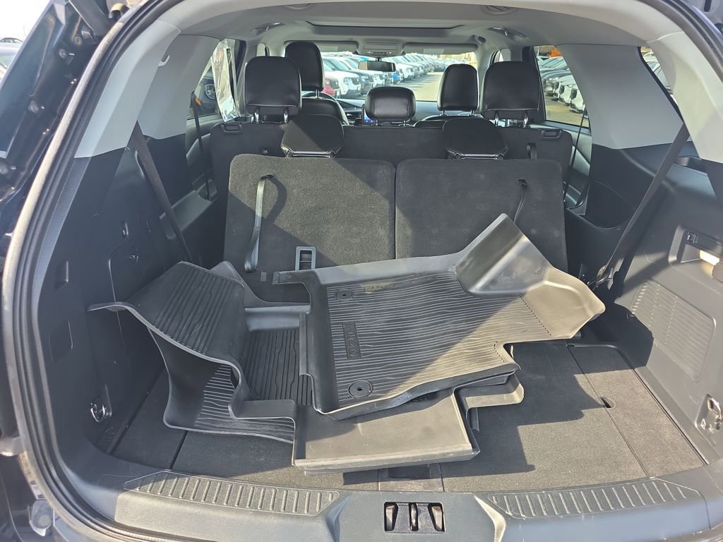 Certified 2023 Ford Explorer XLT w/ Equipment Group 202A image 12