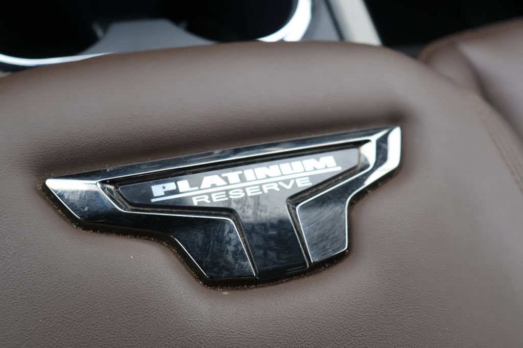 Used 2023 Nissan Titan Platinum Reserve w/ Moonroof Package AWD/4WD image 40