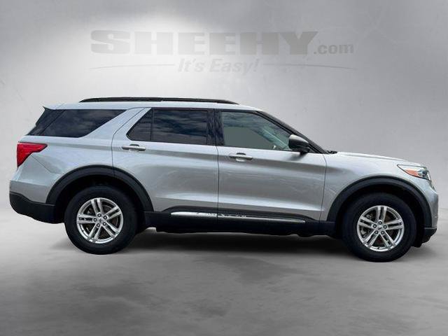 Certified 2022 Ford Explorer XLT w/ Equipment Group 202A AWD/4WD image 10