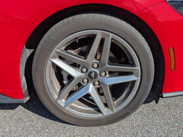 Certified 2024 Ford Mustang Coupe RWD image 9