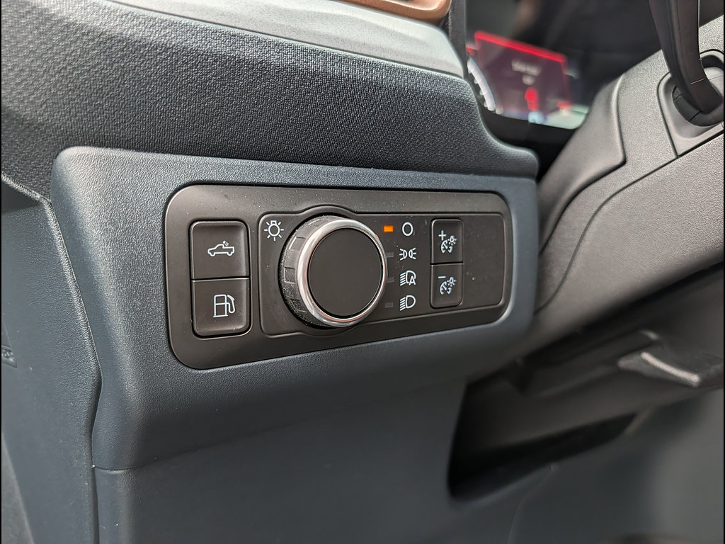 Certified 2022 Ford Maverick Lariat w/ Lariat Luxury Package FWD image 30