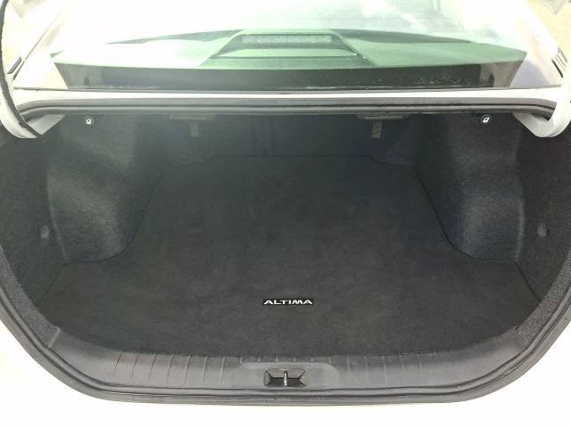 Used 2024 Nissan Altima 2.5 S FWD image 28