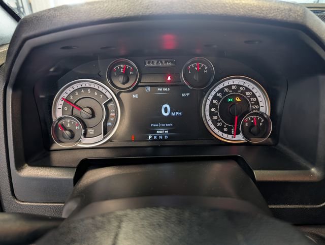 Used 2022 RAM 1500 Classic Warlock w/ Trailer & Traction Group AWD/4WD image 19