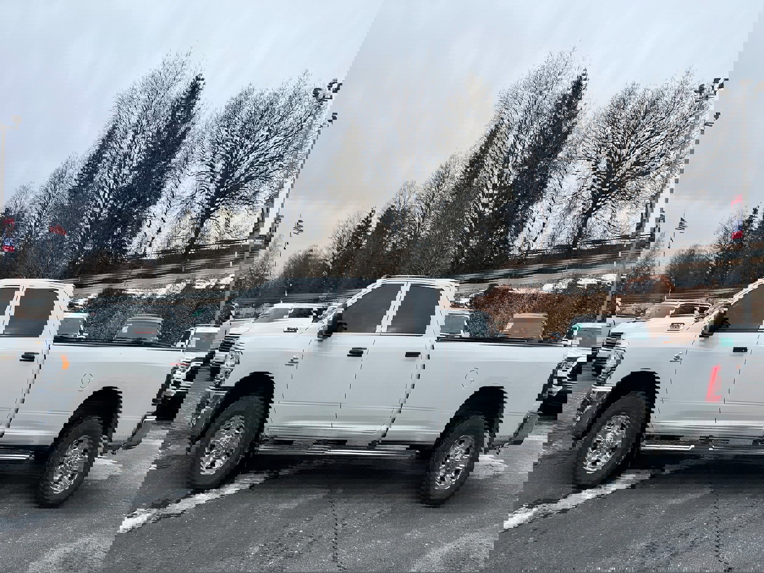 Used 2024 RAM 2500 Tradesman w/ Chrome Appearance Group image 3