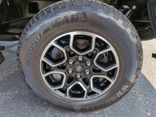 Certified 2022 Ford F150 Lariat w/ Max Trailer Tow Package AWD/4WD image 32