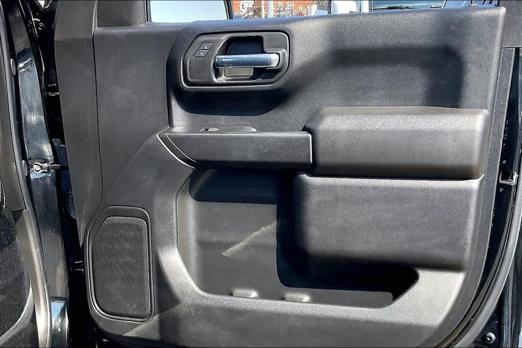 Used 2024 Chevrolet Silverado 1500 Custom w/ Turbomax Blackout Package AWD/4WD image 20