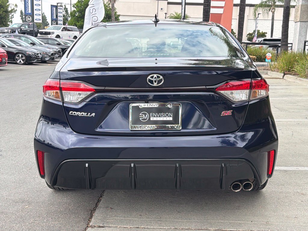 Used 2024 Toyota Corolla SE w/ SE Premium Package FWD image 11