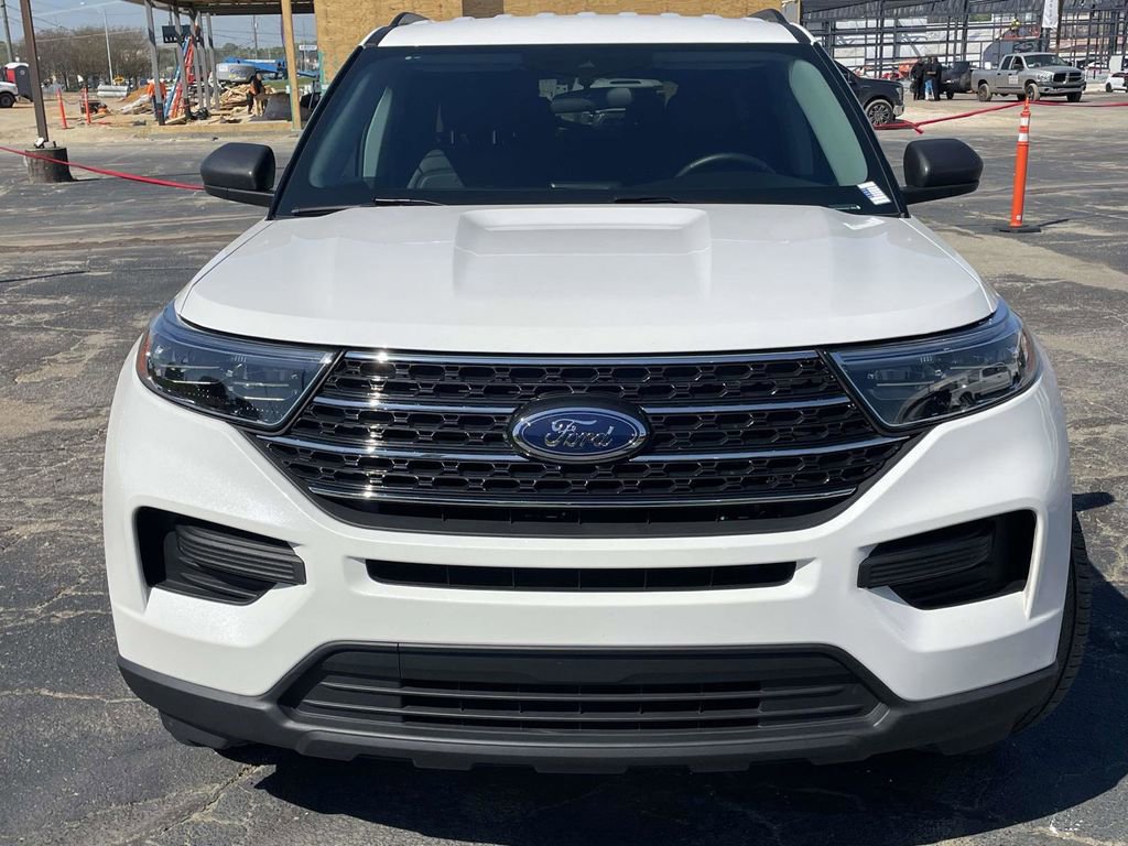 Certified 2024 Ford Explorer XLT image 8