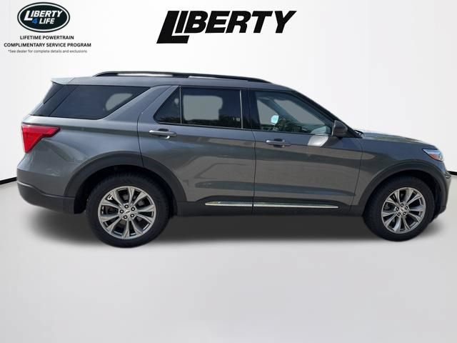 Certified 2023 Ford Explorer XLT w/ Equipment Group 202A AWD/4WD image 9