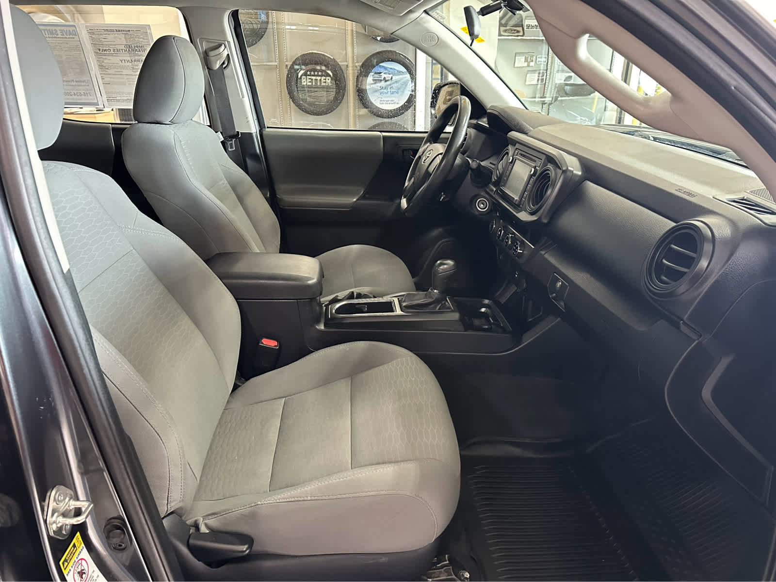 Used 2017 Toyota Tacoma SR w/ Tow Package image 33