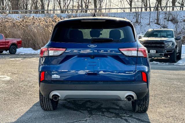 Certified 2022 Ford Escape SEL AWD/4WD image 4