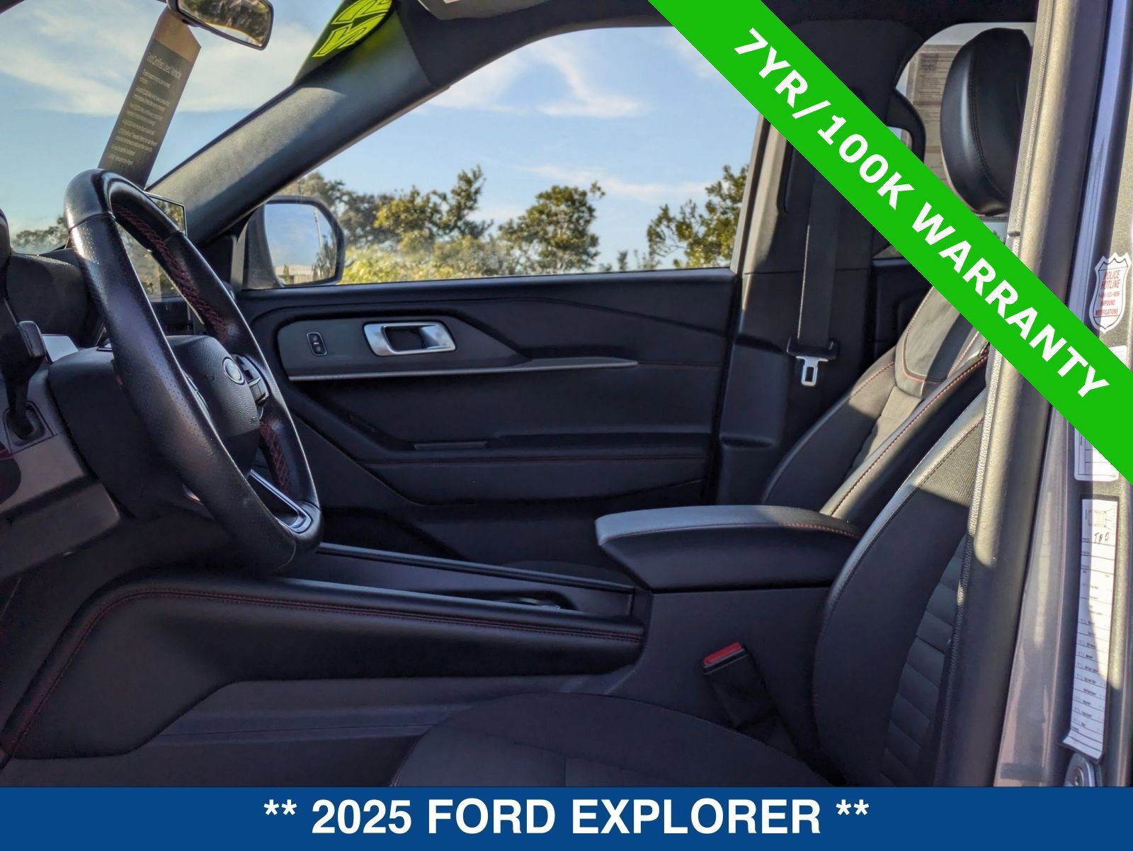 Certified 2025 Ford Explorer ST-Line w/ ST-Line Street Pack image 22