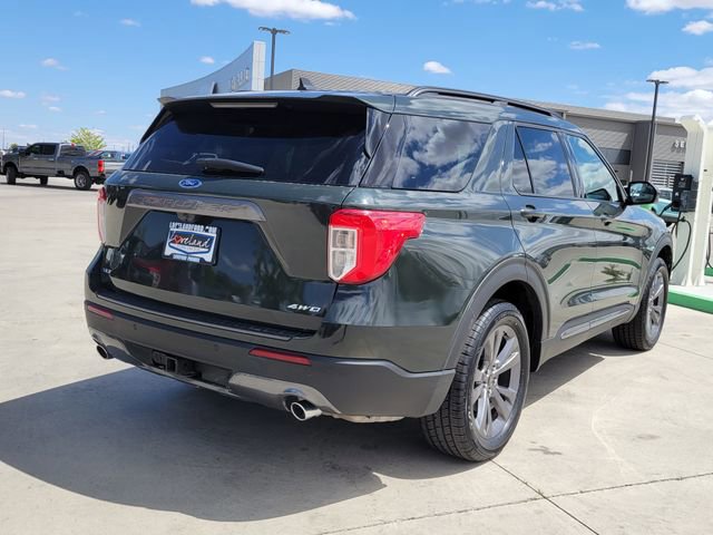 Certified 2023 Ford Explorer XLT w/ Equipment Group 202A AWD/4WD image 3