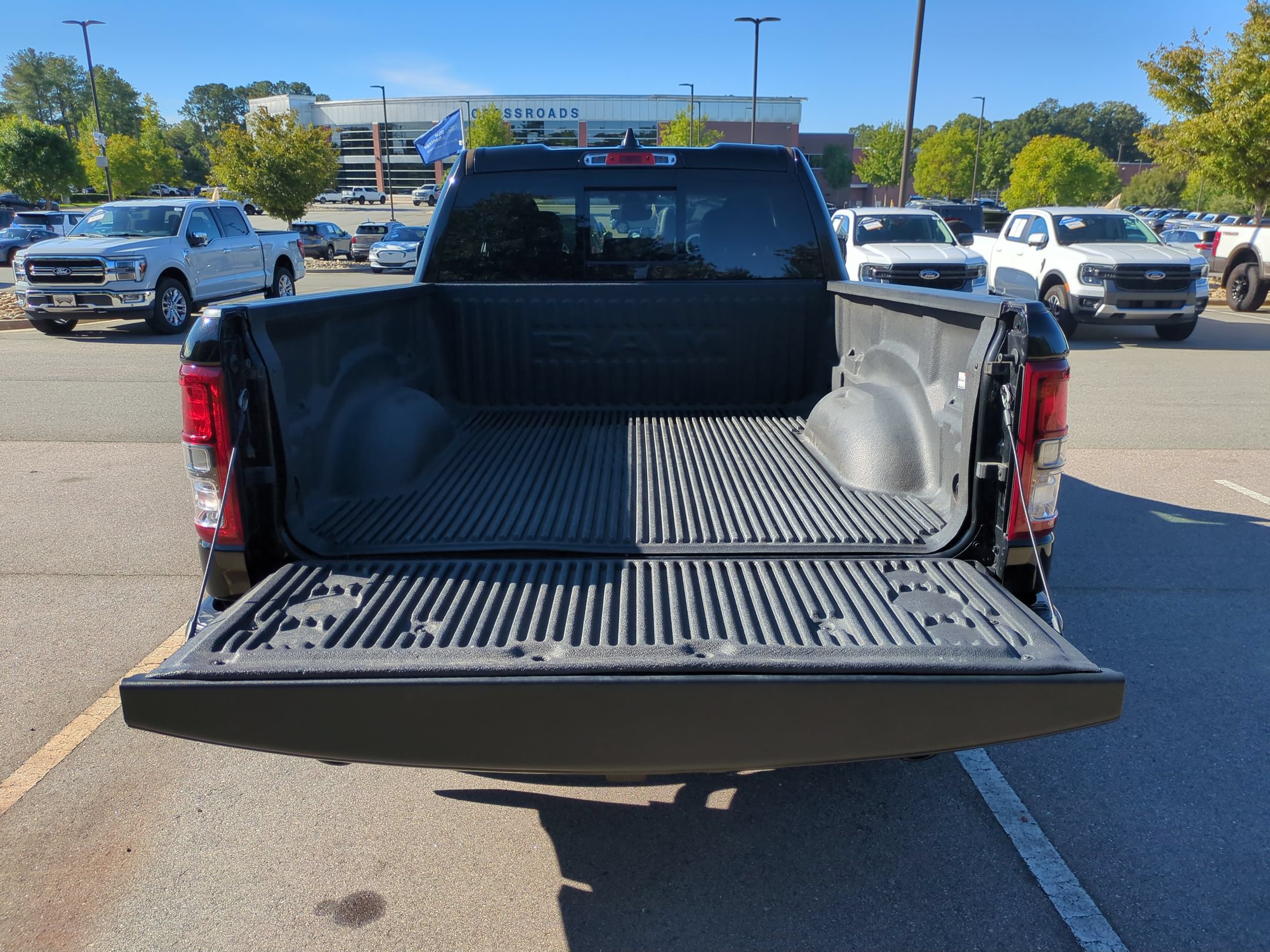 Used 2021 RAM 1500 Big Horn AWD/4WD image 34