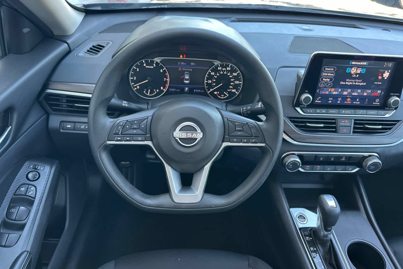 Used 2025 Nissan Altima 2.5 SV FWD image 14