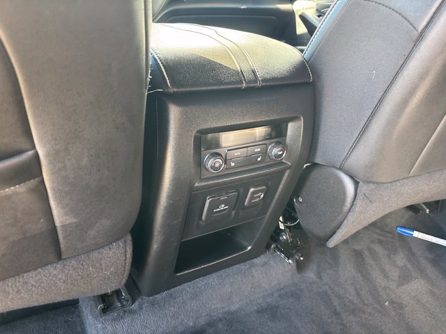 Used 2023 Chevrolet Traverse Premier AWD/4WD image 34