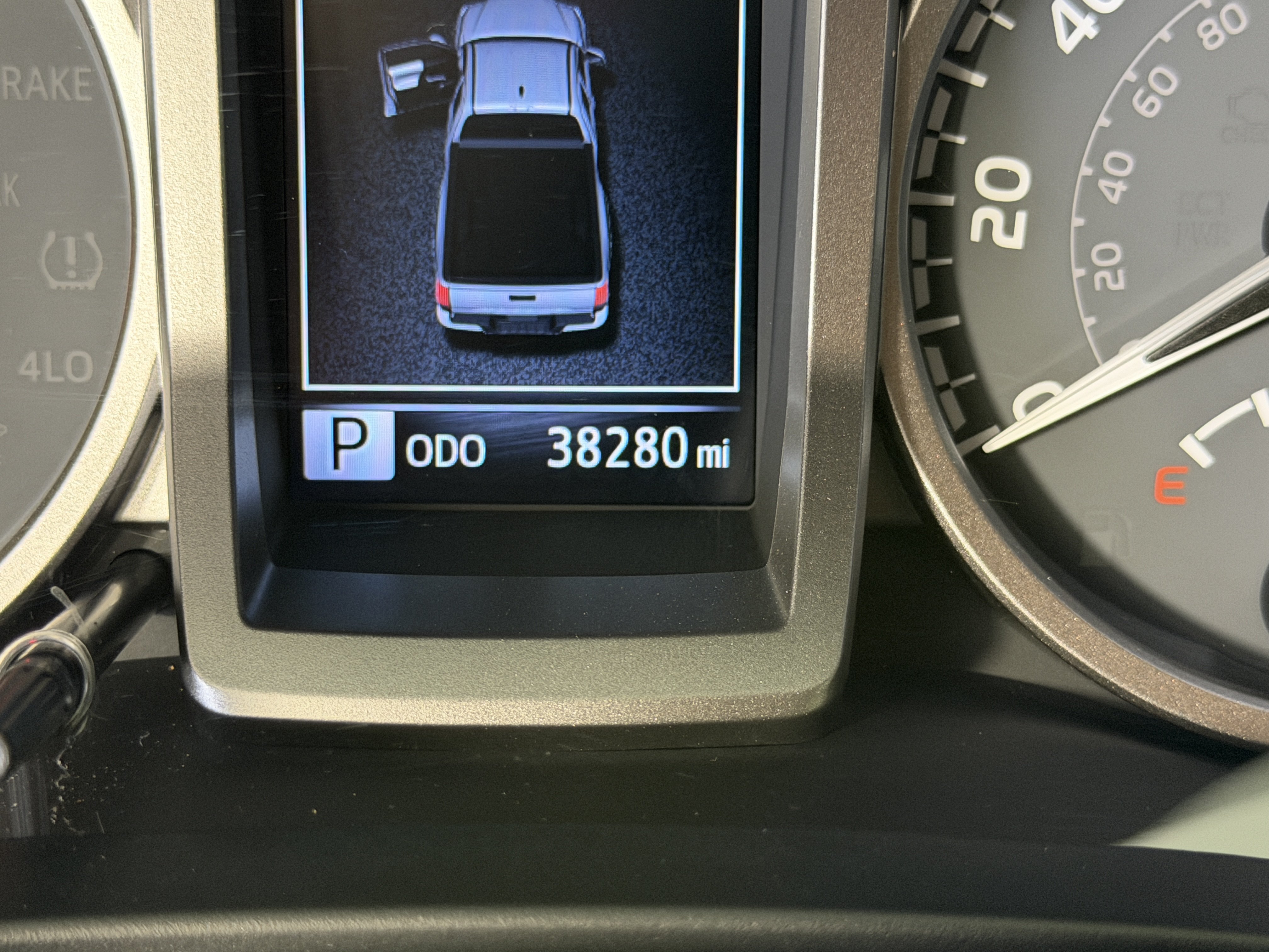 Used 2022 Toyota Tacoma SR5 w/ Technology Package RWD image 34