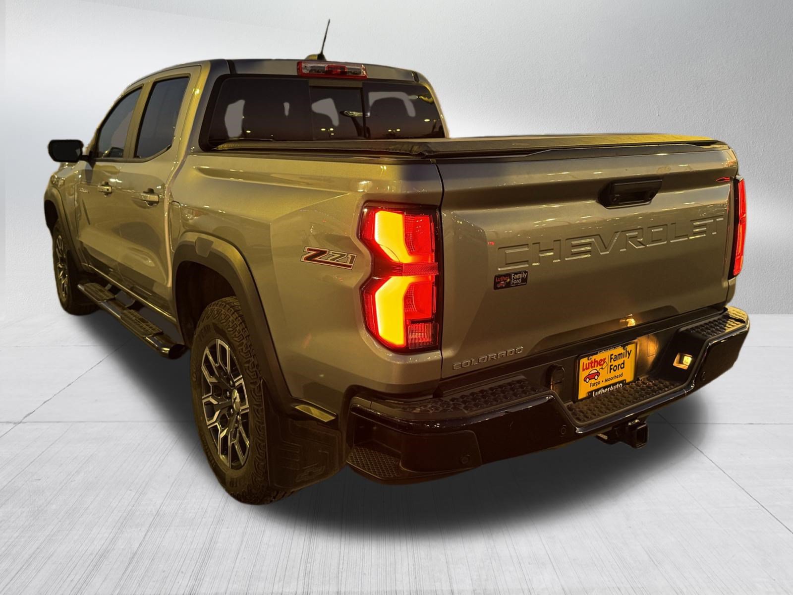 Used 2024 Chevrolet Colorado Z71 w/ Z71 Convenience Package 2 AWD/4WD image 5