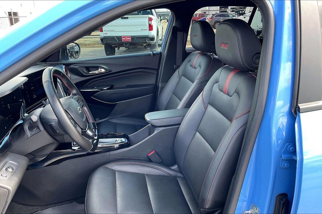 Used 2024 Chevrolet Trax RS w/ Driver Confidence Package image 18