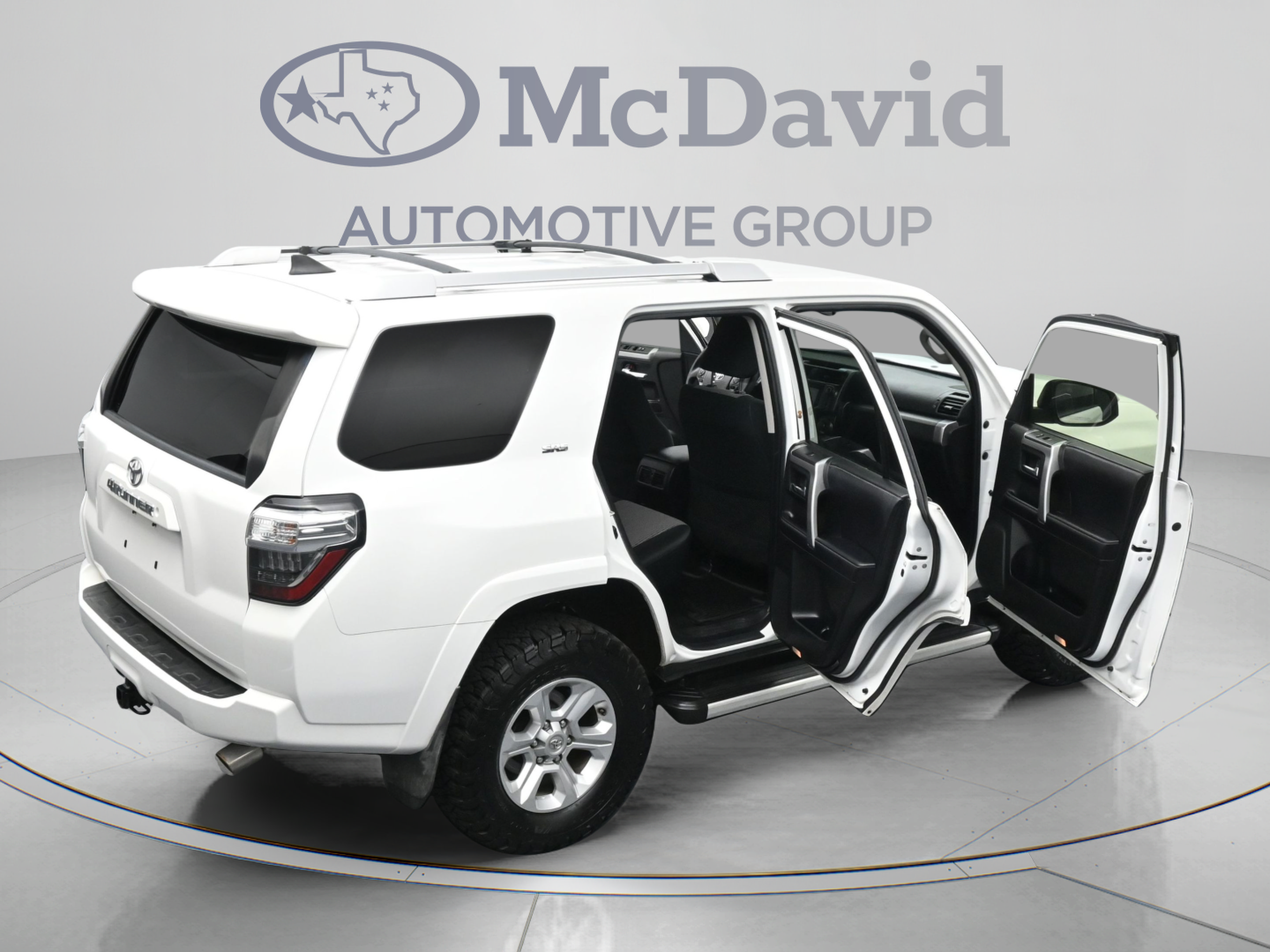 Used 2018 Toyota 4Runner SR5 AWD/4WD image 45