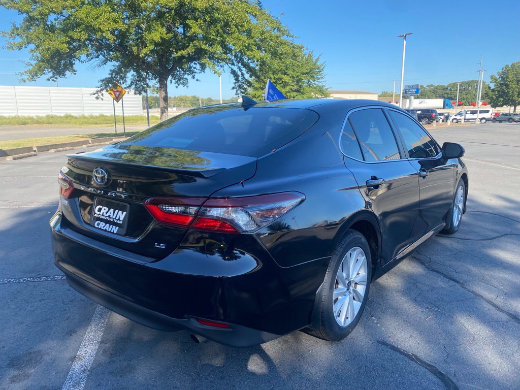 Used 2023 Toyota Camry LE FWD image 7