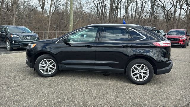 Certified 2023 Ford Edge SEL w/ Convenience Package image 2