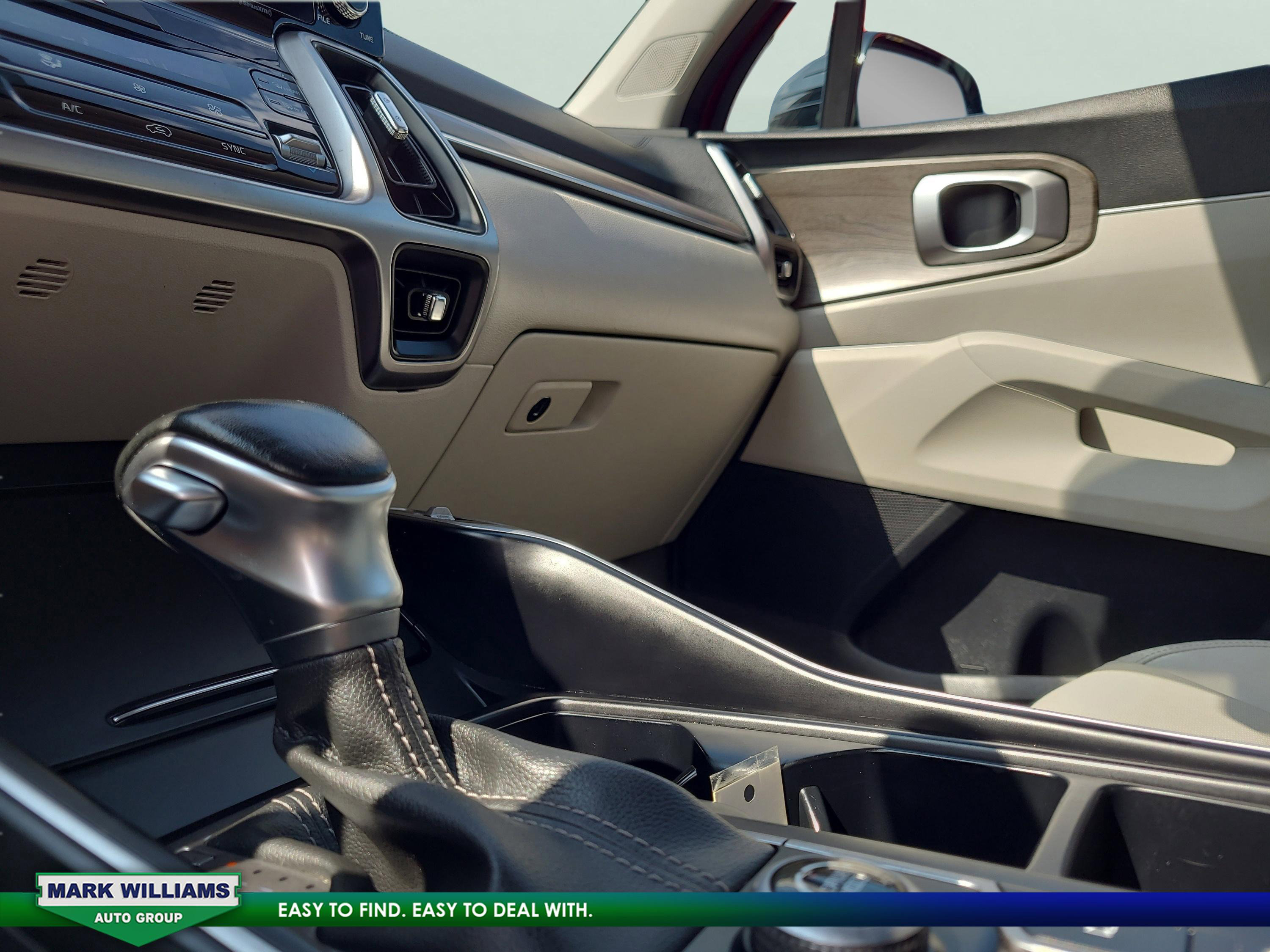 Used 2023 Kia Sorento EX w/ Panoramic Sunroof Package image 23