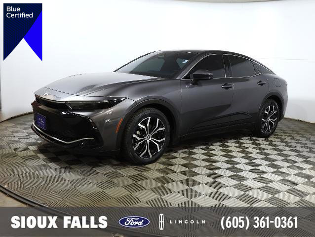 Used 2023 Toyota Crown XLE image 1