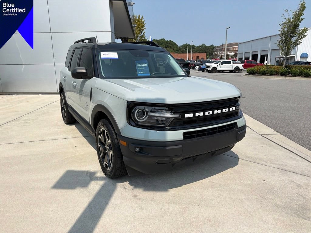 Certified 2022 Ford Bronco Sport Outer Banks w/ Tech Package AWD/4WD image 1