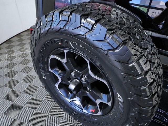 Used 2023 Jeep Wrangler Unlimited Rubicon w/ Cold Weather Group AWD/4WD image 11