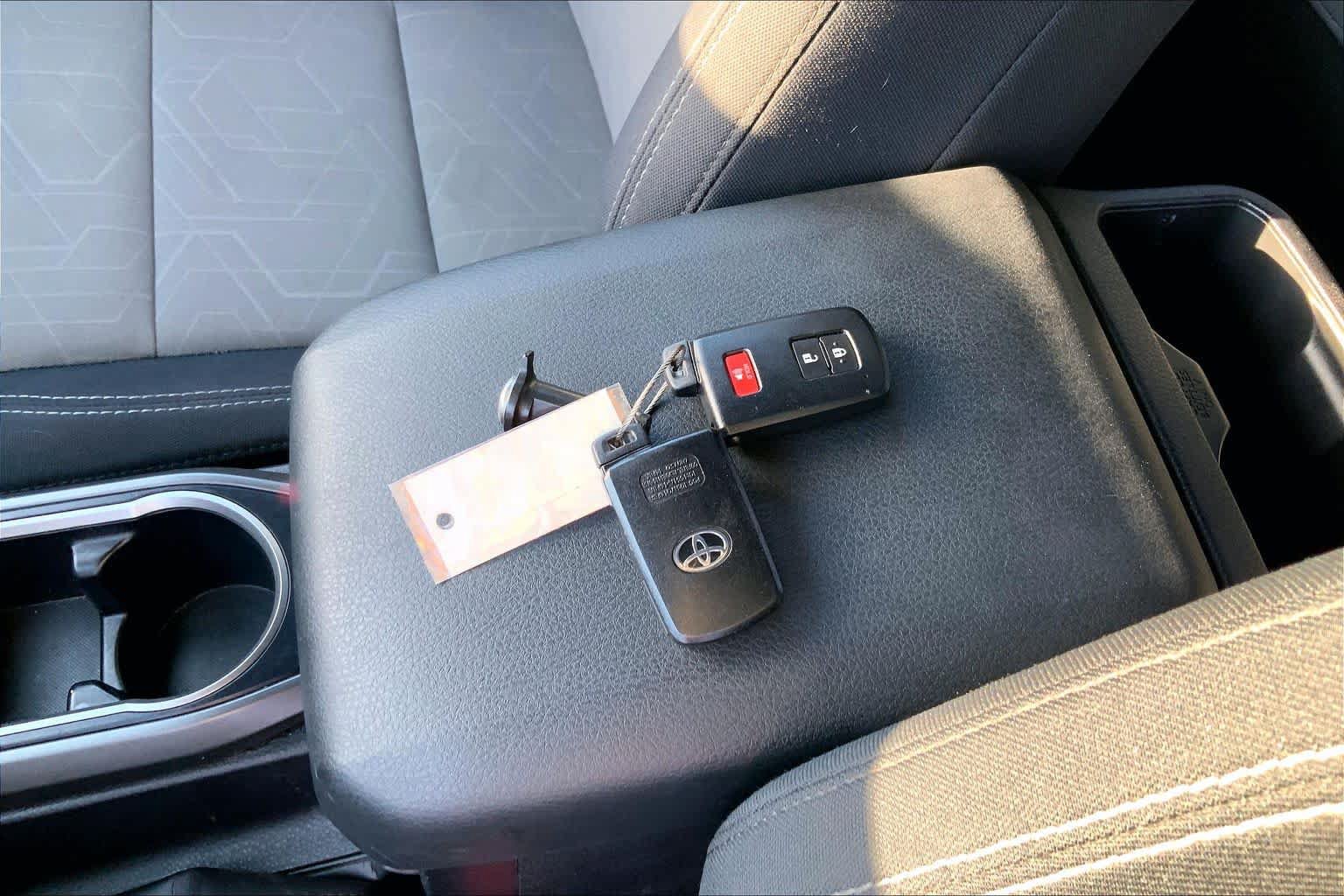 Used 2021 Toyota Tacoma TRD Sport RWD image 12