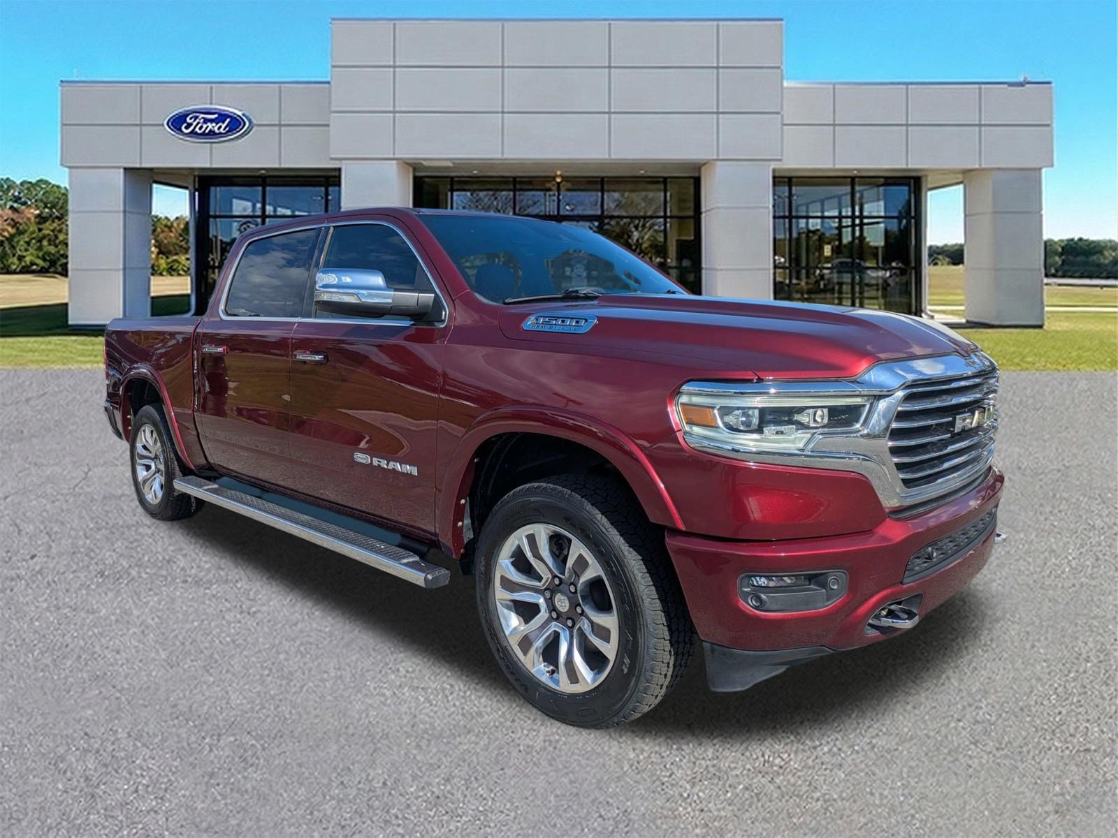Used 2022 RAM 1500 Limited w/ Body Color Bumper Group