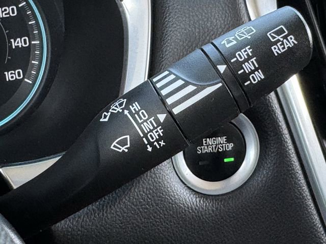 Used 2020 Chevrolet Traverse LT w/ LT Premium Package FWD image 23