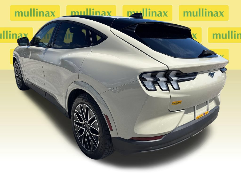 Certified 2025 Ford Mustang Mach-E Premium RWD image 9