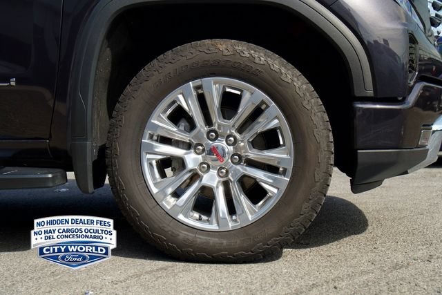 Used 2024 GMC Sierra 1500 Denali w/ Technology Package AWD/4WD image 6