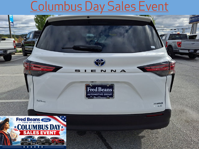 Used 2022 Toyota Sienna LE FWD image 9