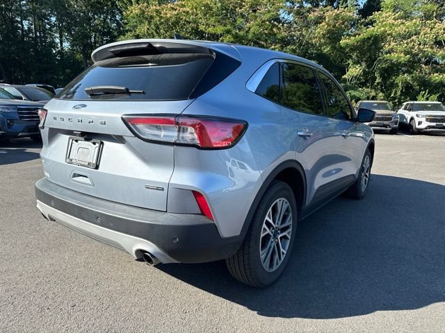 Certified 2022 Ford Escape SEL w/ Technology Package AWD/4WD image 5