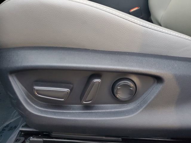 Used 2025 Toyota Camry XSE image 16