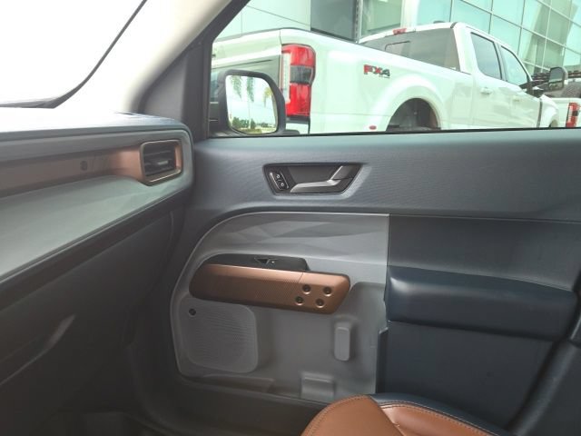 Certified 2022 Ford Maverick Lariat w/ Lariat Luxury Package AWD/4WD image 11