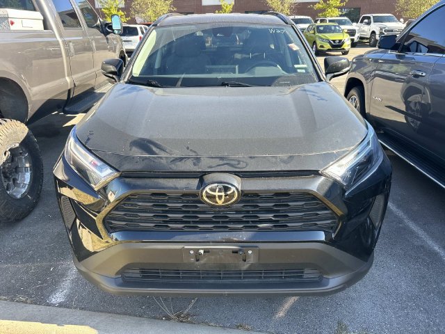 Used 2025 Toyota RAV4 XLE FWD image 2
