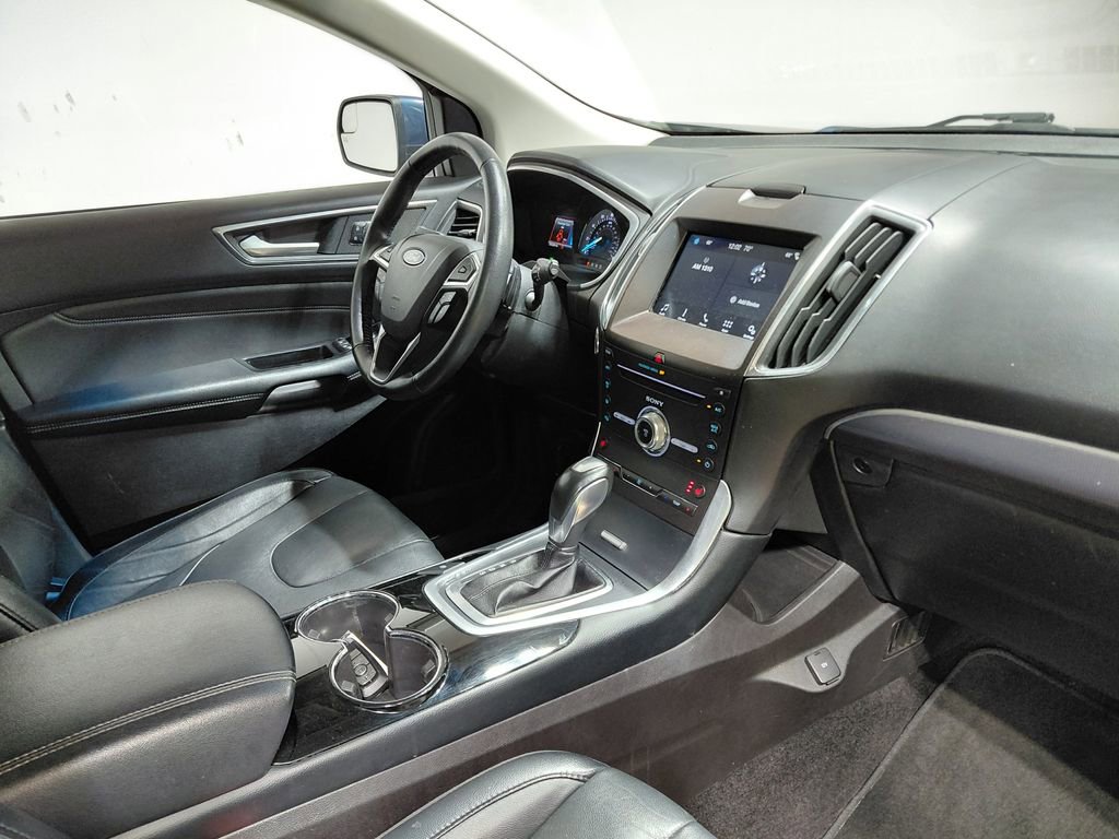 Certified 2018 Ford Edge Titanium AWD/4WD image 24