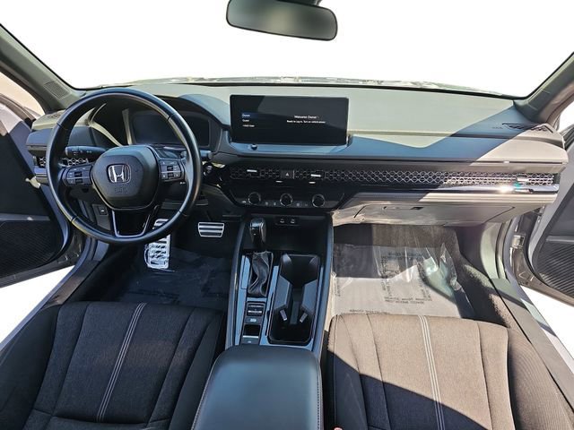 Used 2023 Honda Accord Sport image 9
