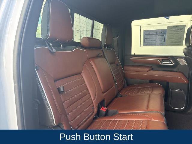 Used 2024 GMC Sierra 2500 Denali Ultimate image 30