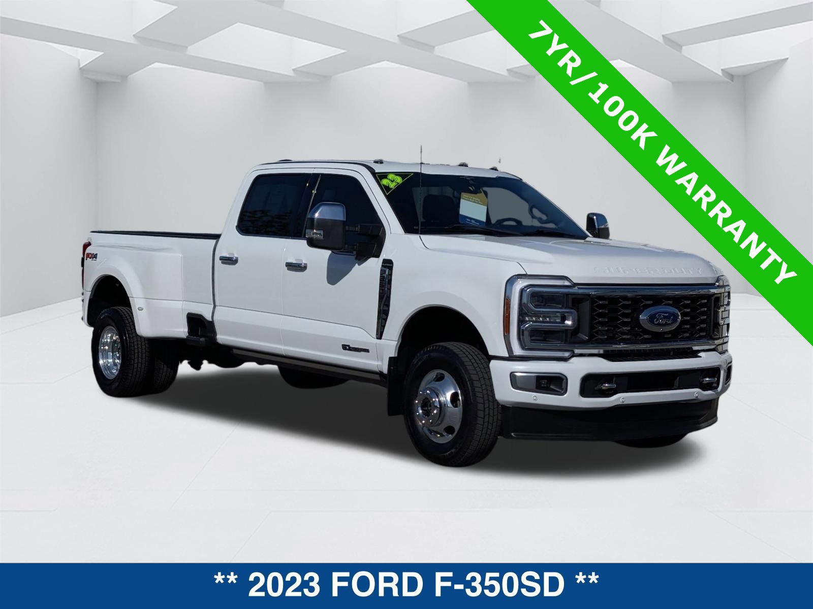 Certified 2023 Ford F350 Platinum w/ FX4 Off-Road Package image 8