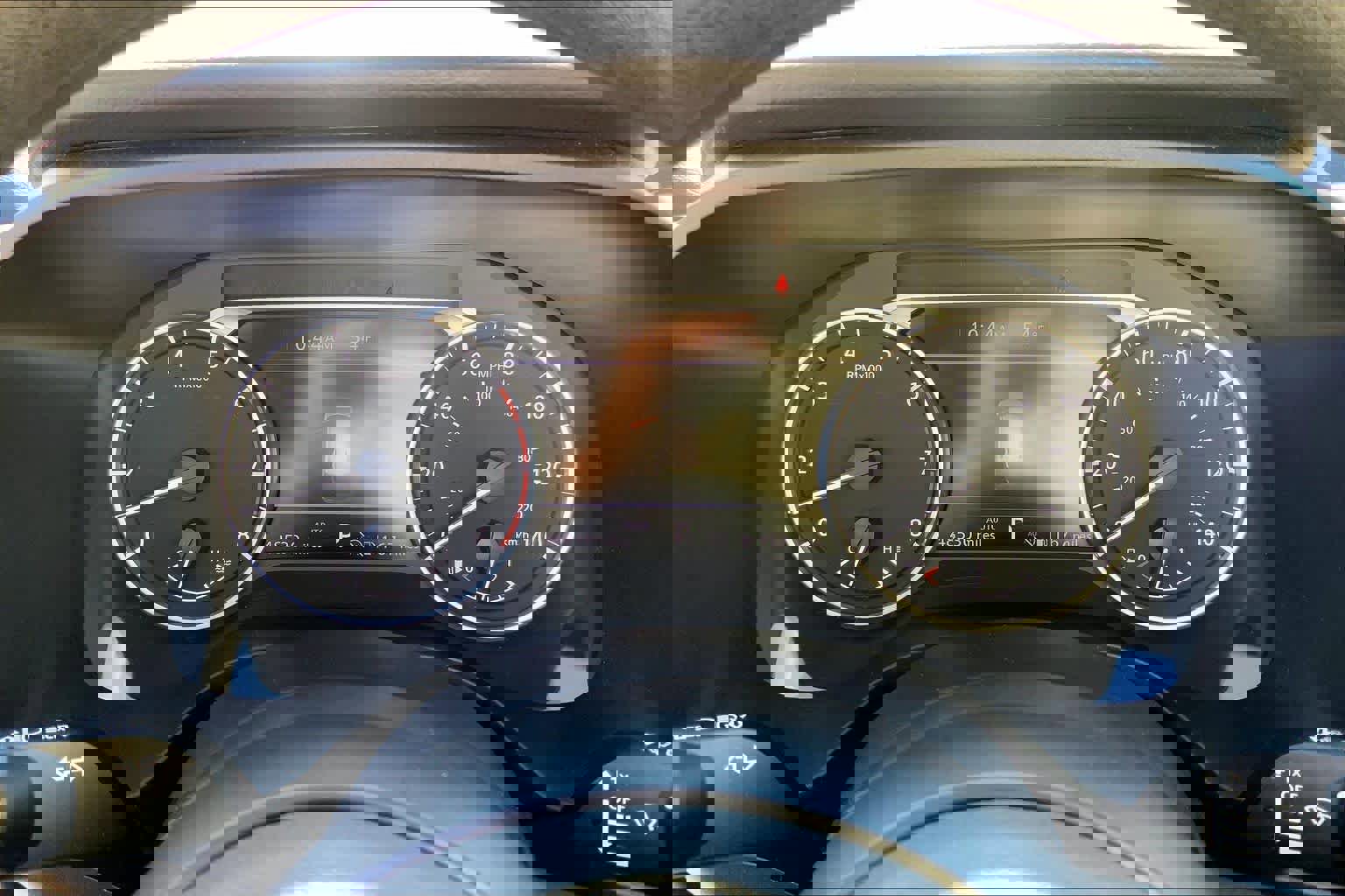 Used 2024 Nissan Rogue SV image 24