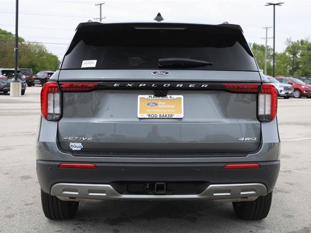 Certified 2025 Ford Explorer Active w/ Active Comfort Package AWD/4WD image 10