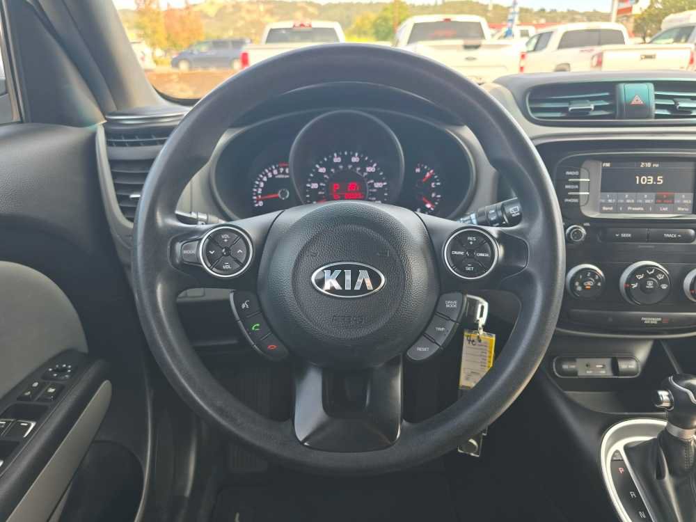 Used 2019 Kia Soul FWD image 11