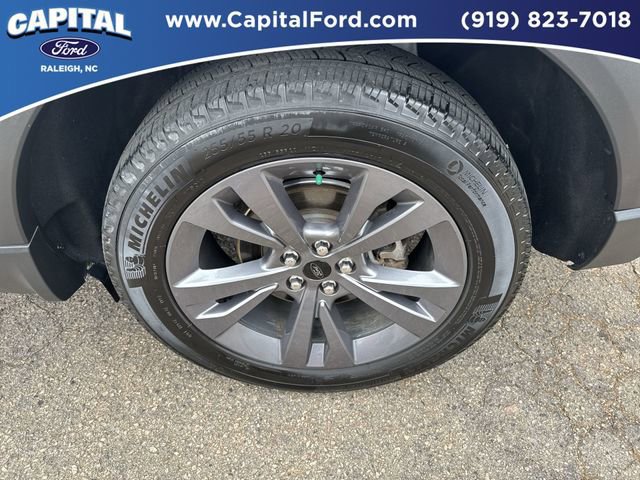 Certified 2023 Ford Explorer XLT w/ Equipment Group 202A image 13